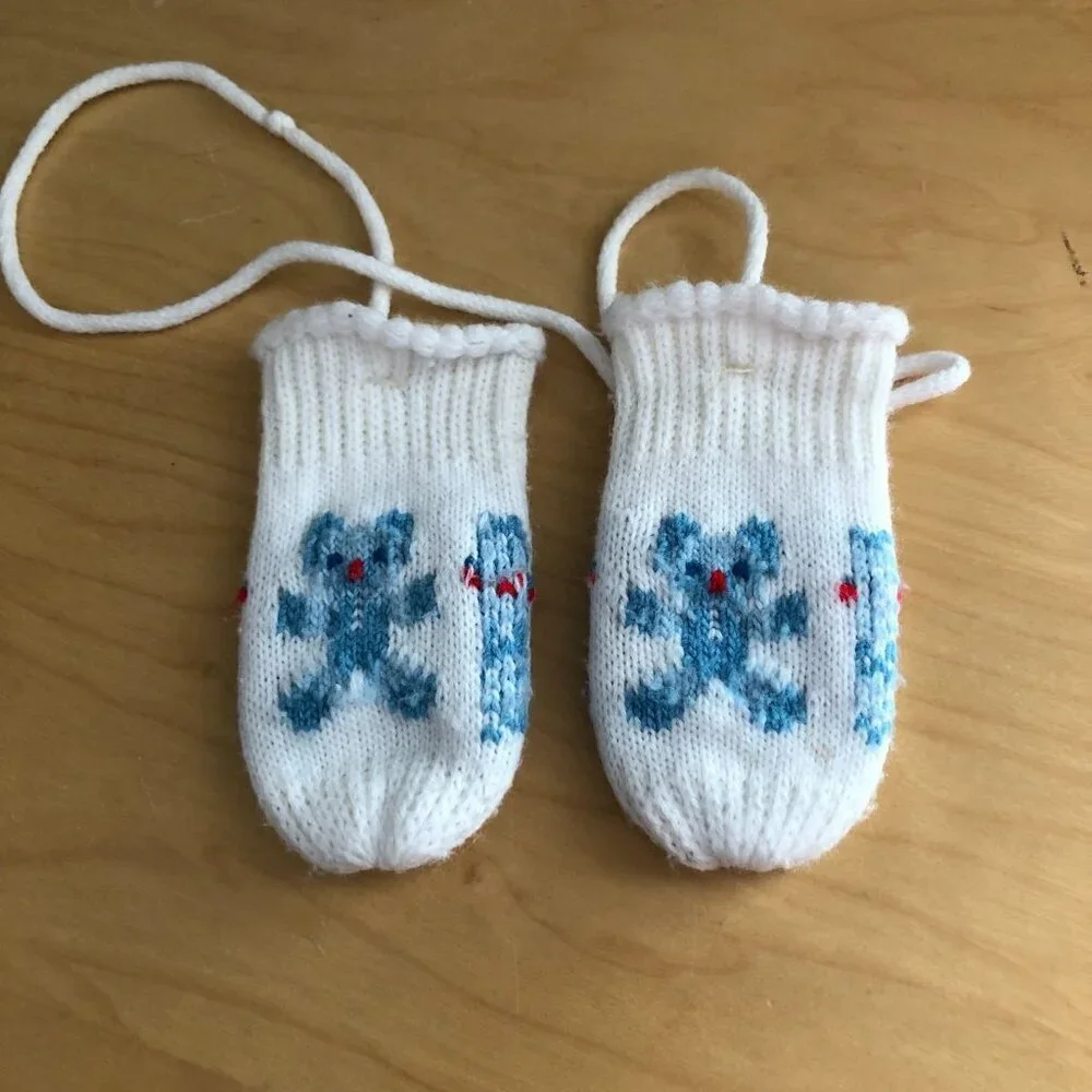VINTAGE PAIR OF 1960s Handmade White Embroidered Child's Mittens on string 60s